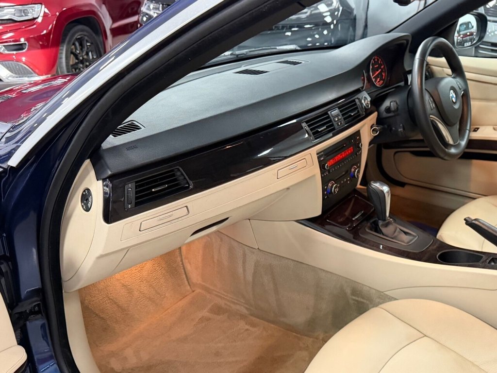 Used BMW 3 Series 2011 for sale - 76454749: Photo 50