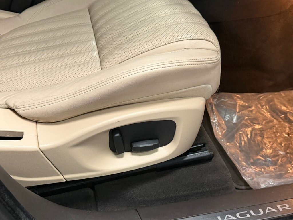 Used Jaguar F-Pace 2016 for sale - 77919811: Photo 23