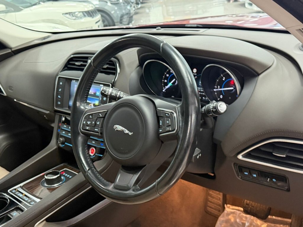 Used Jaguar F-Pace 2016 for sale - 77919811: Photo 28