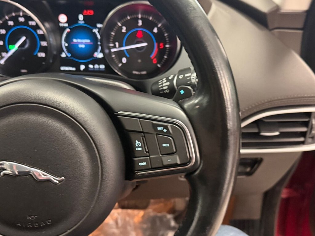 Used Jaguar F-Pace 2016 for sale - 77919811: Photo 29