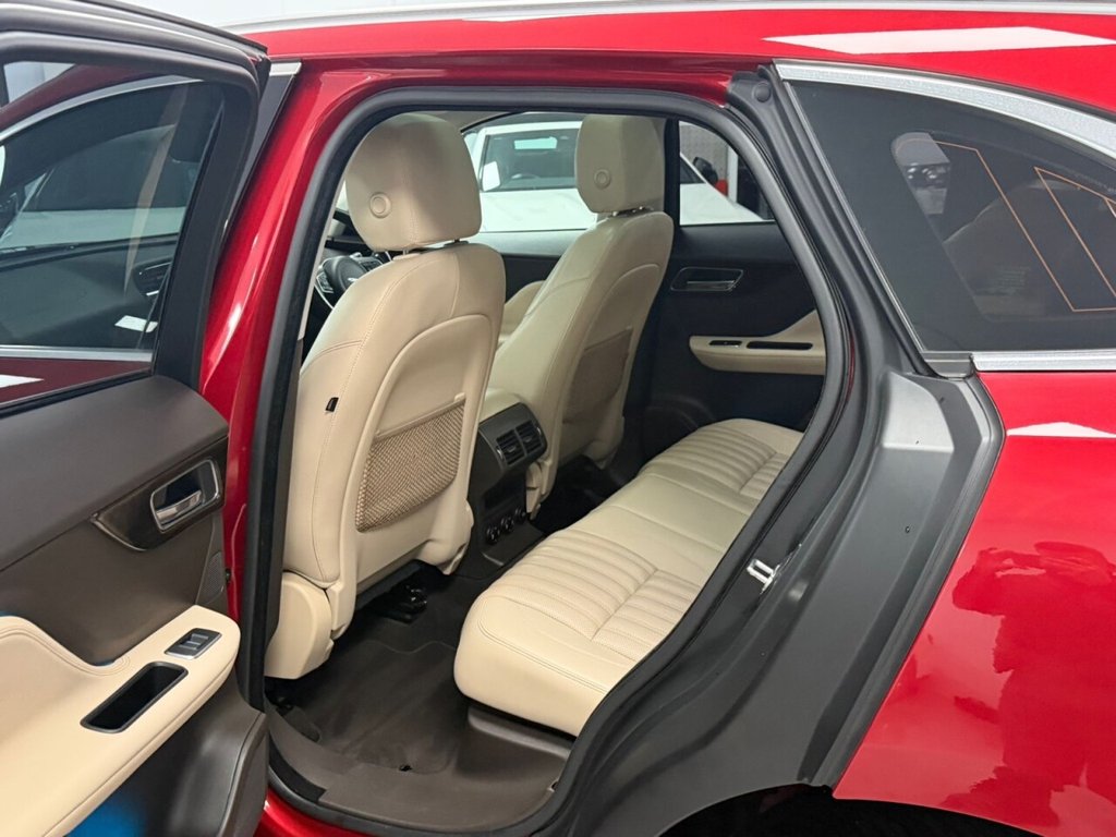 Used Jaguar F-Pace 2016 for sale - 77919811: Photo 39