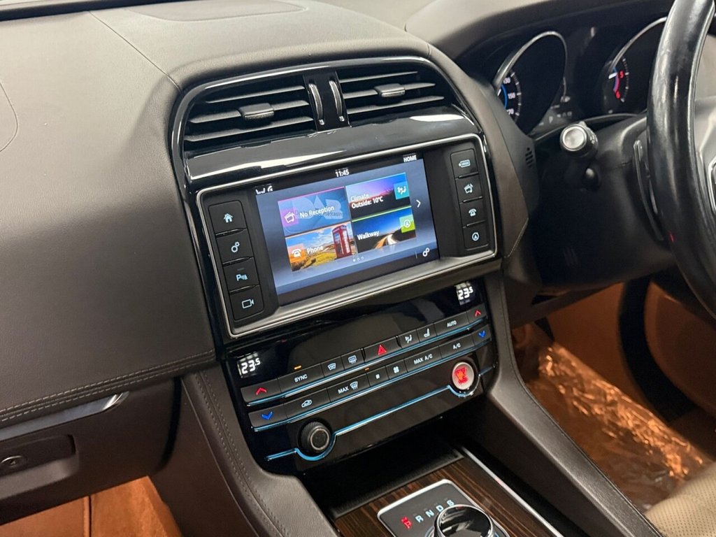 Used Jaguar F-Pace 2016 for sale - 77919811: Photo 46