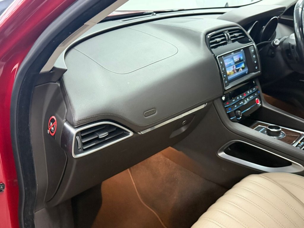 Used Jaguar F-Pace 2016 for sale - 77919811: Photo 48