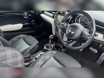 Used MINI Convertible 2016 for sale - 76950612: Photo