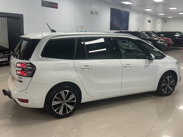 Used Citroen C4 Grand Picasso 2018 for sale - 76210112: Photo 3