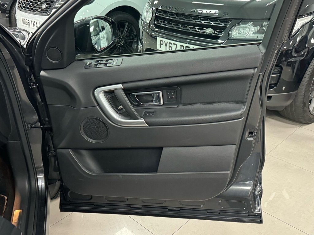 Used Land Rover Discovery Sport 2017 for sale - 76570029: Photo 22
