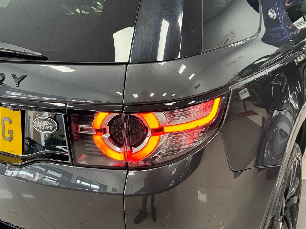 Used Land Rover Discovery Sport 2017 for sale - 76570029: Photo 4