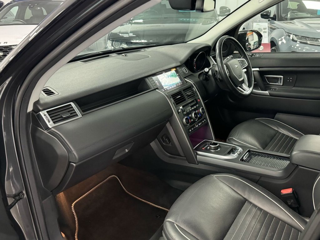 Used Land Rover Discovery Sport 2017 for sale - 76570029: Photo 47