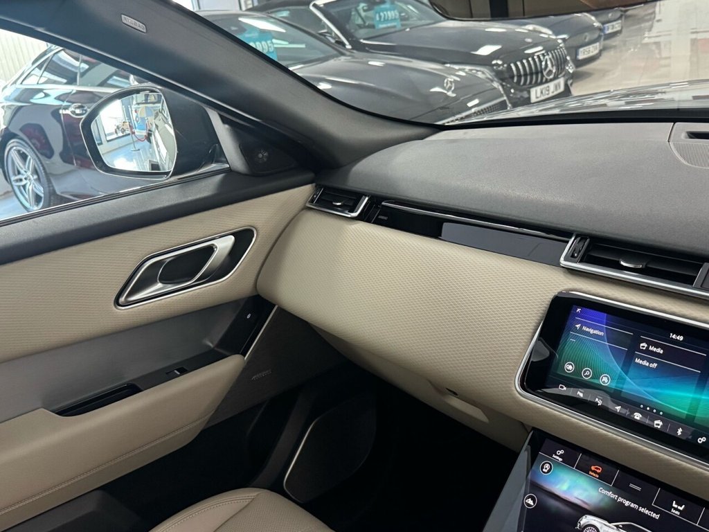 Used Land Rover Range Rover Velar 2018 for sale - 77669045: Photo 38