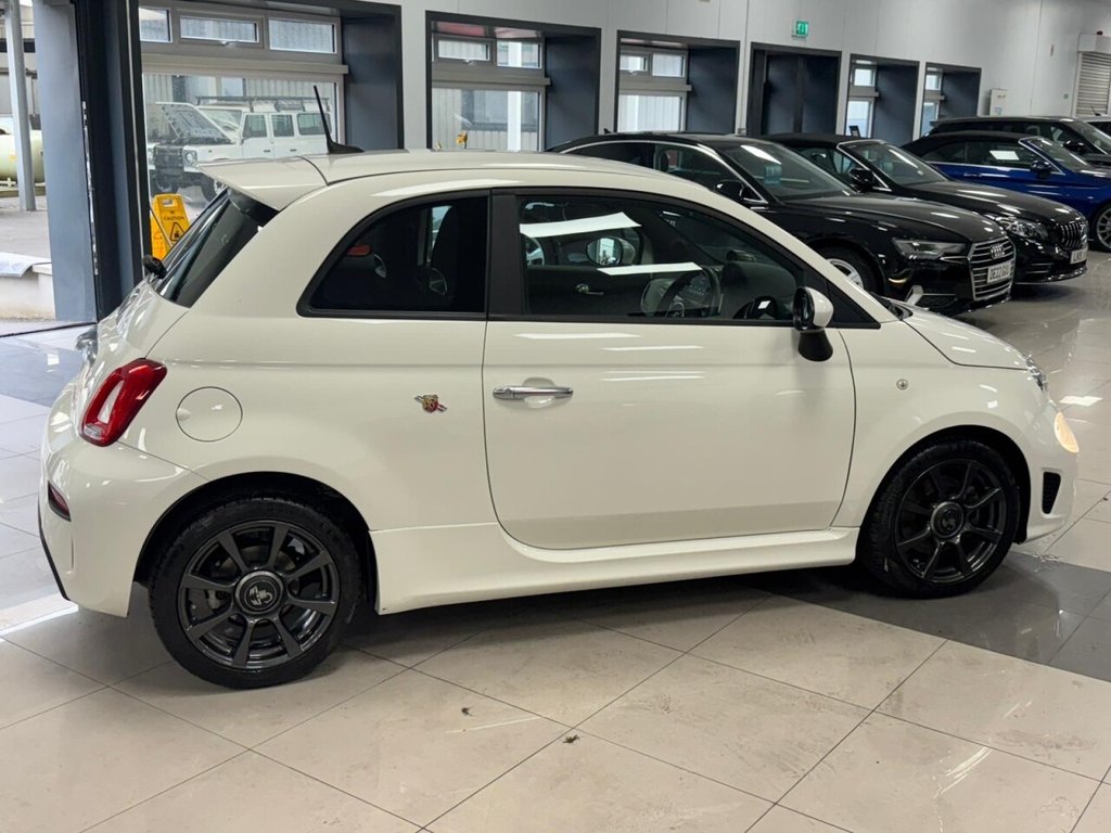 Used Abarth 595 2022 for sale - 76235503: Photo 3