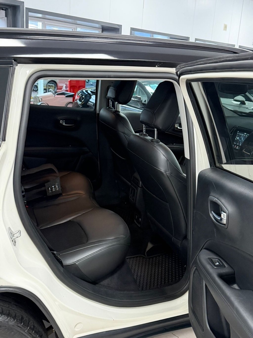 Used Jeep Compass 2019 for sale - 77356736: Photo 38