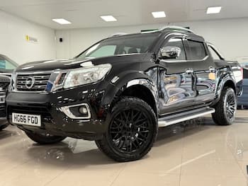 Used Nissan Navara 2016 for sale - 79764378: Photo