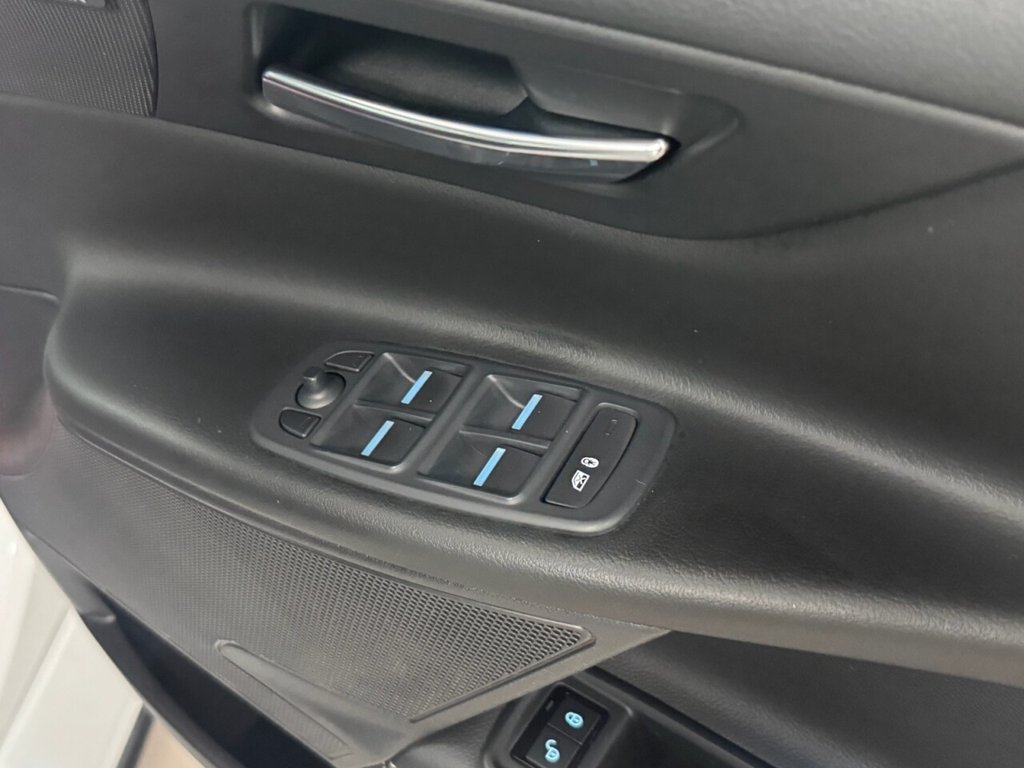 Used Jaguar XE 2015 for sale - 76950240: Photo 20