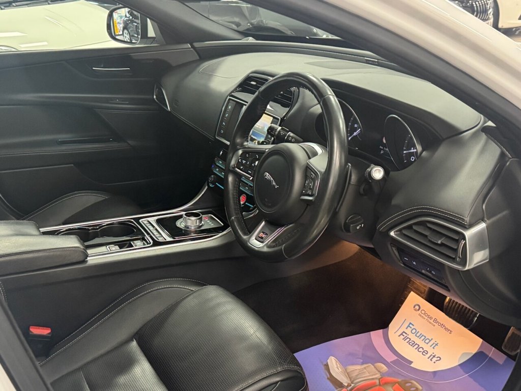 Used Jaguar XE 2015 for sale - 76950240: Photo 22