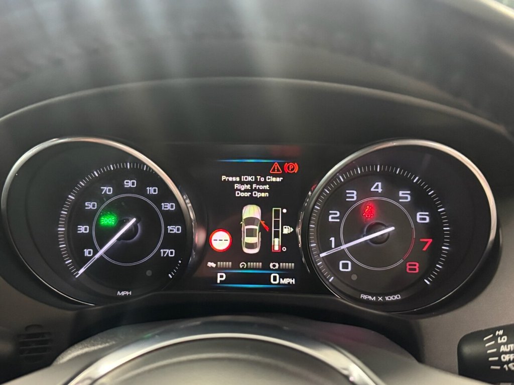 Used Jaguar XE 2015 for sale - 76950240: Photo 29