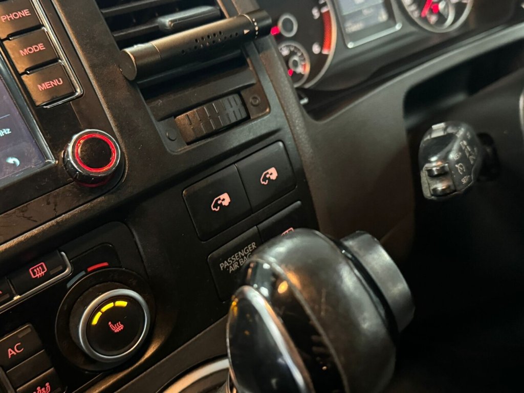 Used Volkswagen Caravelle 2010 for sale - 77666807: Photo 49