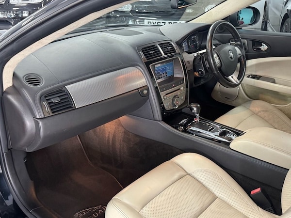 Used Jaguar XKR 2008 for sale - 74702332: Photo 39