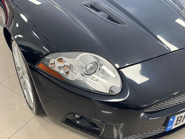Used Jaguar XKR 2008 for sale - 74702332: Photo 9