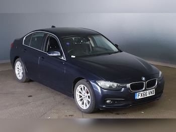 Used BMW 3 Series 2016 for sale - 76068853: Photo