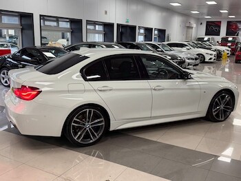 Used BMW 3 Series 2019 for sale - 77850015: Photo
