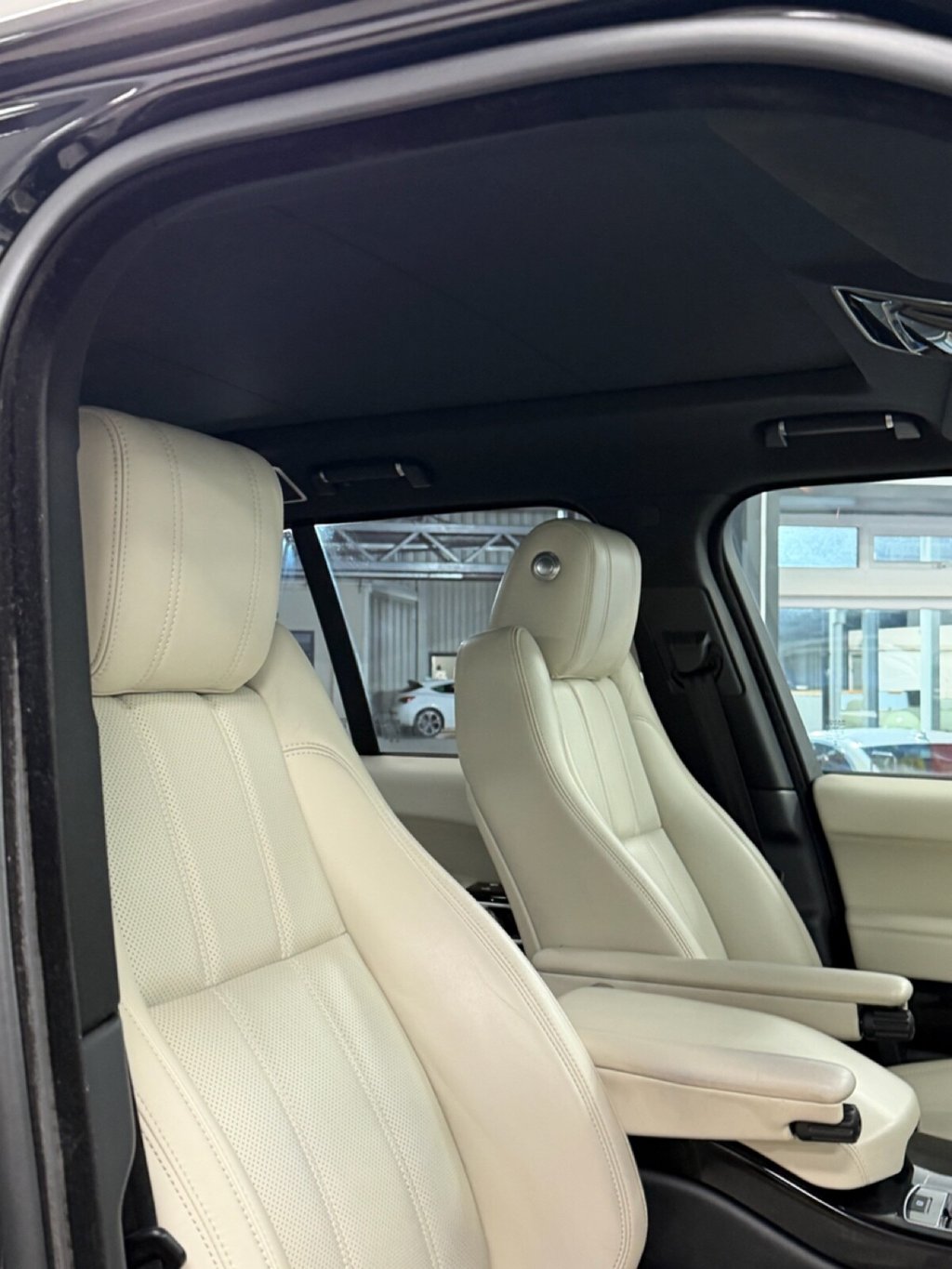 Used Land Rover Range Rover 2017 for sale - 77188635: Photo 41