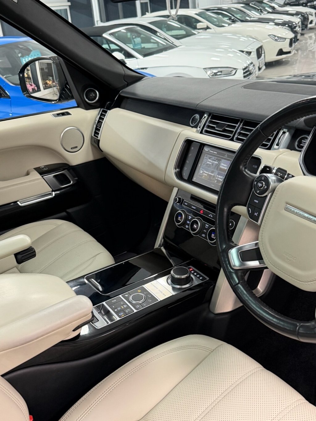 Used Land Rover Range Rover 2017 for sale - 77188635: Photo 43