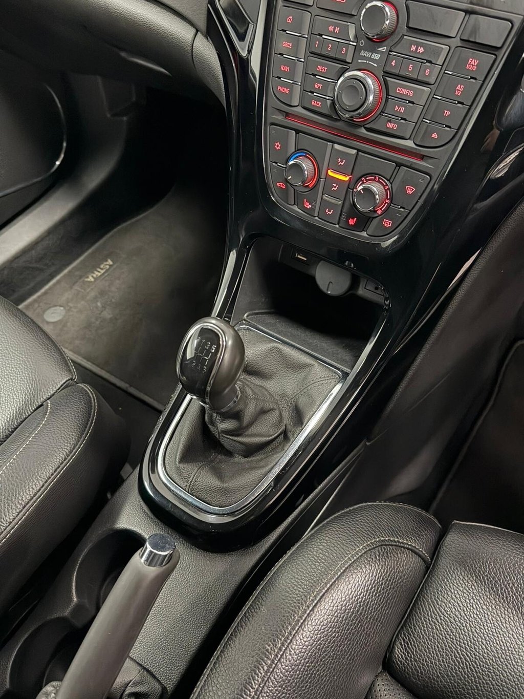 Used Vauxhall Astra GTC 2018 for sale - 78180876: Photo 32