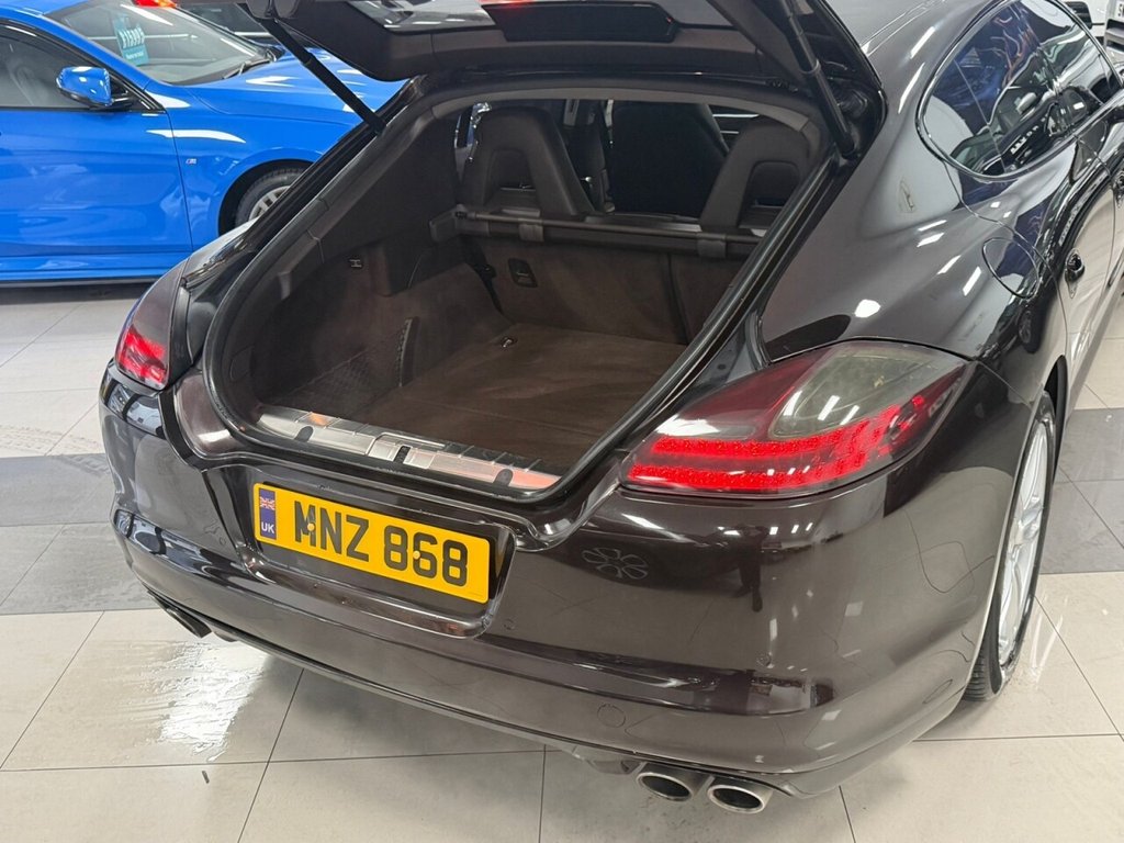 Used Porsche Panamera 2011 for sale - 76883219: Photo 21
