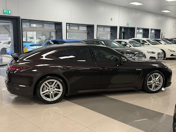 Used Porsche Panamera 2011 for sale - 76883219: Photo