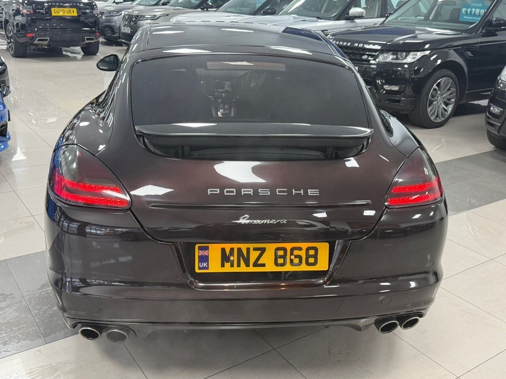 Used Porsche Panamera 2011 for sale - 76883219: Photo 4