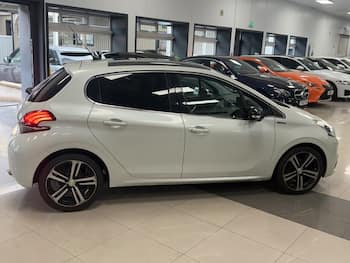 Used Peugeot 208 2018 for sale - 79843580: Photo