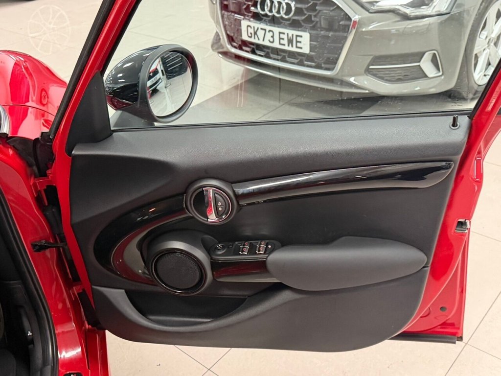 Used MINI Hatch 2018 for sale - 77667641: Photo 17