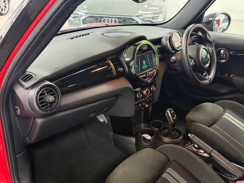 Used MINI Hatch 2018 for sale - 77667641: Photo 42