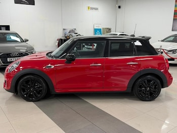 Used MINI Hatch 2018 for sale - 77667641: Photo