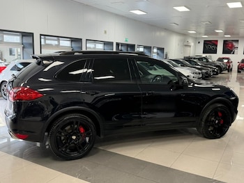 Used Porsche Cayenne 2014 for sale - 78948463: Photo