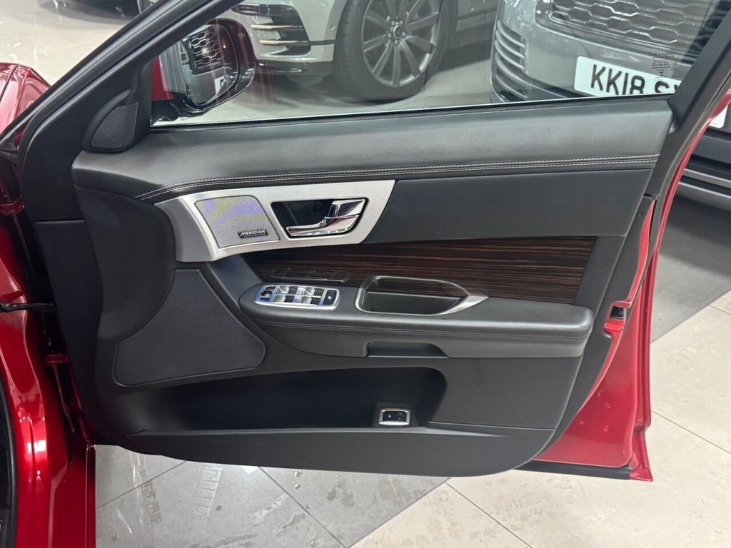 Used Jaguar XF 2014 for sale - 76582296: Photo 19