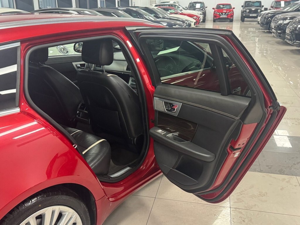 Used Jaguar XF 2014 for sale - 76582296: Photo 35