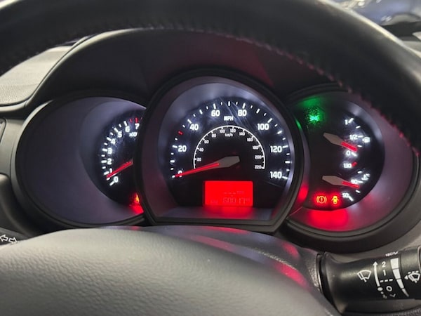 Used Kia Rio 2014 for sale - 76210640: Photo 21