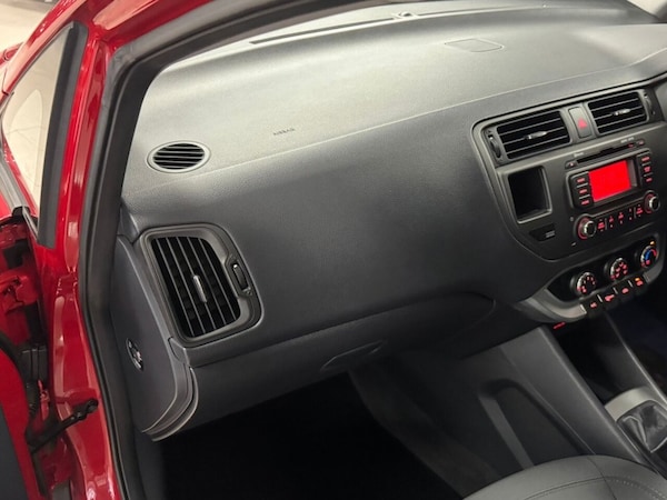 Used Kia Rio 2014 for sale - 76210640: Photo 24