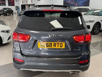 Used Kia Sorento 2018 for sale - 78544148: Photo