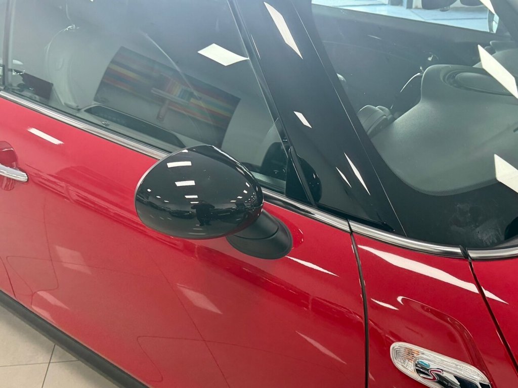 Used MINI Convertible 2019 for sale - 77850330: Photo 16