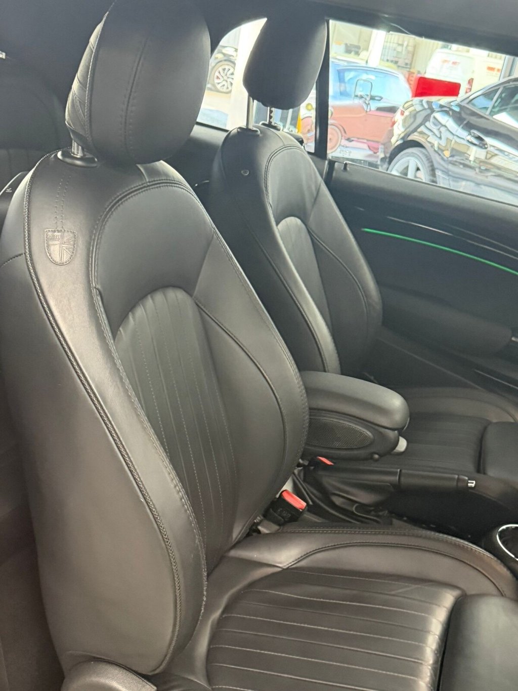 Used MINI Convertible 2019 for sale - 77850330: Photo 18