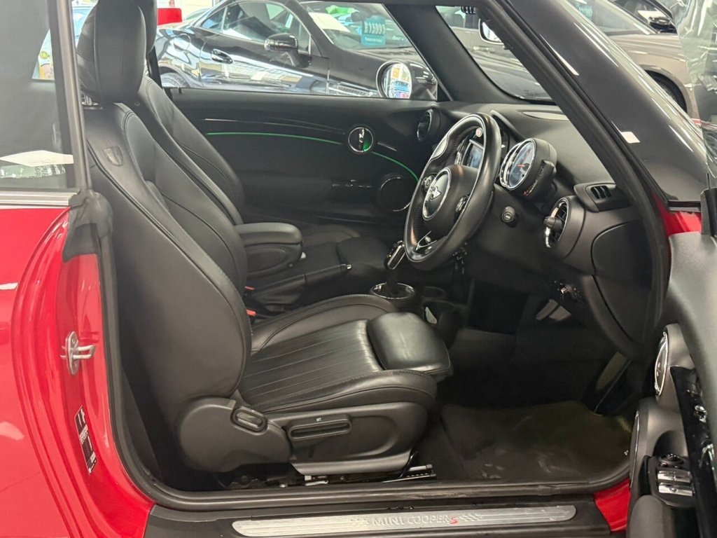 Used MINI Convertible 2019 for sale - 77850330: Photo 20