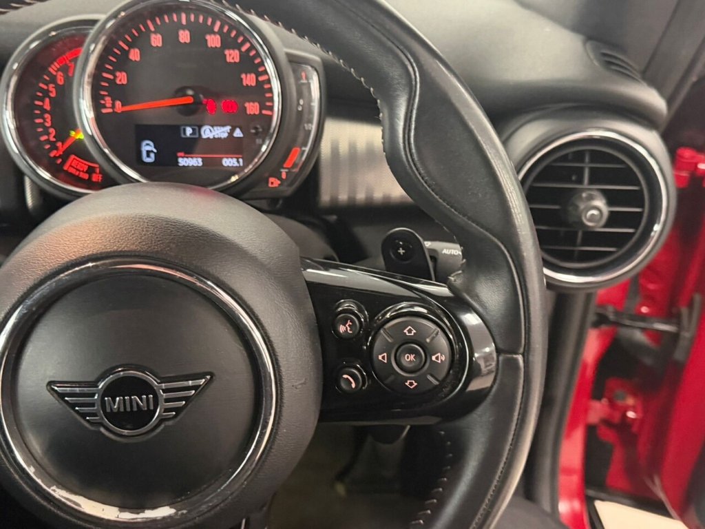 Used MINI Convertible 2019 for sale - 77850330: Photo 25