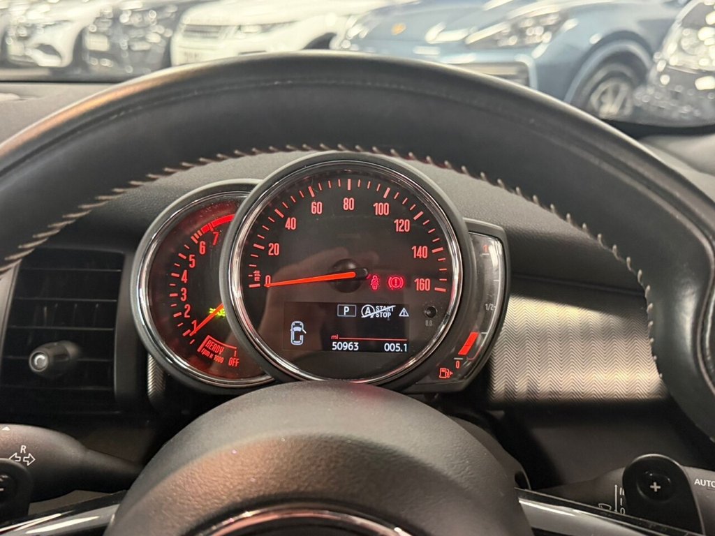 Used MINI Convertible 2019 for sale - 77850330: Photo 26