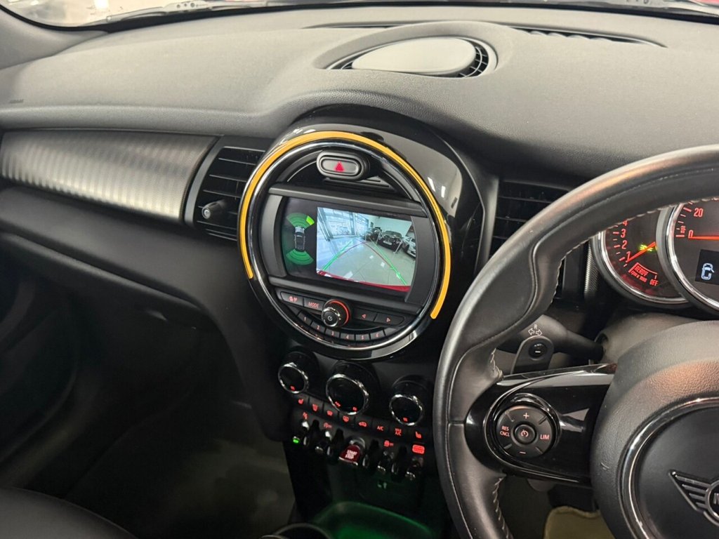 Used MINI Convertible 2019 for sale - 77850330: Photo 29