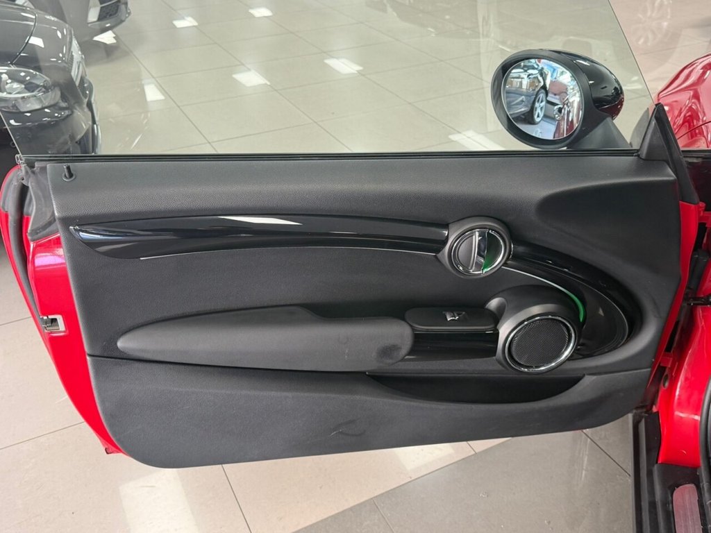 Used MINI Convertible 2019 for sale - 77850330: Photo 34