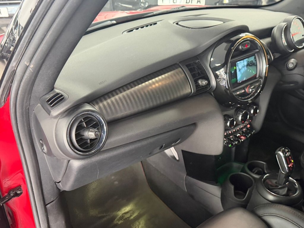 Used MINI Convertible 2019 for sale - 77850330: Photo 43