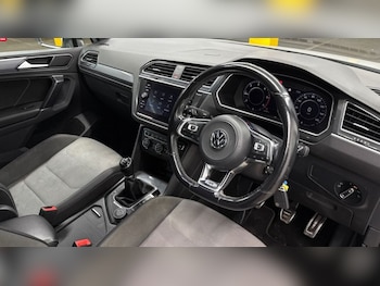 Used Volkswagen Tiguan 2018 for sale - 76686198: Photo