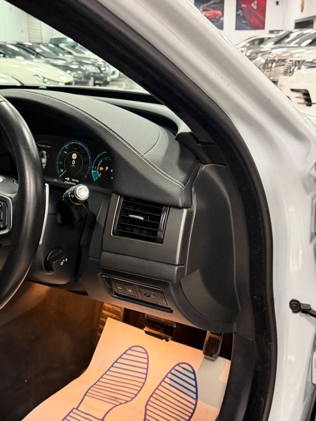 Used Jaguar XF 2020 for sale - 76868145: Photo 32